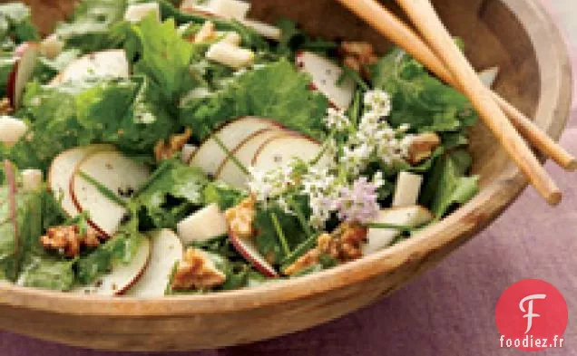 Salade De Chou Frisé Cru Au Gouda, Poire Et Noix