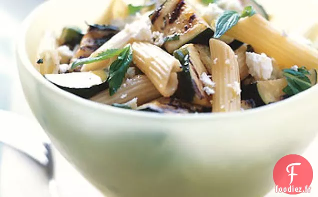 Penne aux Courgettes Grillées, Salata à la Ricotta et Menthe