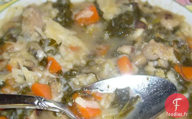 Soupe Aux Haricots Et Aux Légumes Verts Et Aux Grains