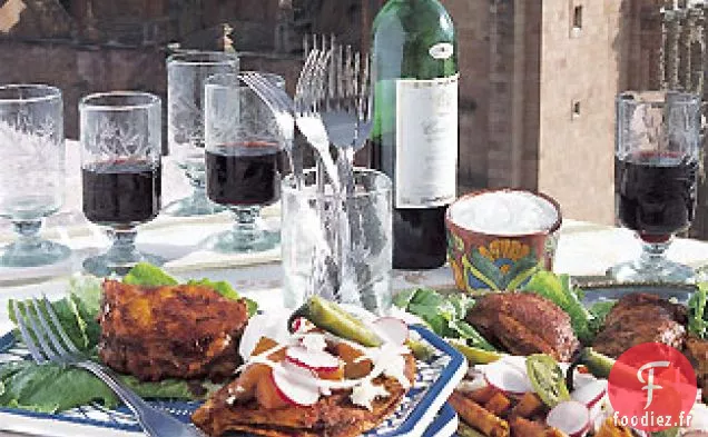 Enchiladas de Poulet, Pommes de Terre et Carottes avec Sauce Chili Ancho-Guajillo