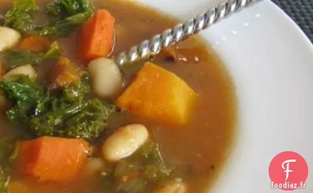 Soupe De Légumes Rôtis Et De Chou Frisé