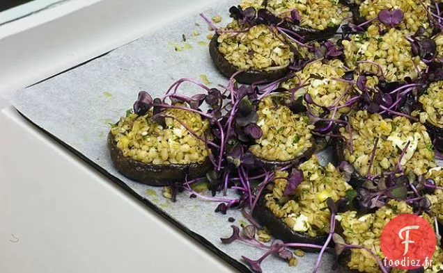 Champignons Portobello À l'Orge Perlée et Citron Confit De 'Ottolenghi