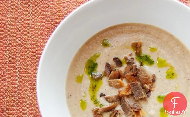 Soupe de Chou-Fleur Rôtie Au Bacon et à l'Huile de Persil