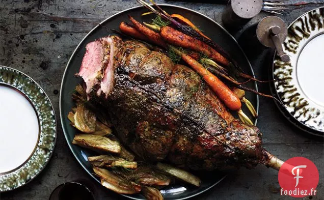 Gigot d'Agneau au Miel et au Vinaigre avec Fenouil et Carottes
