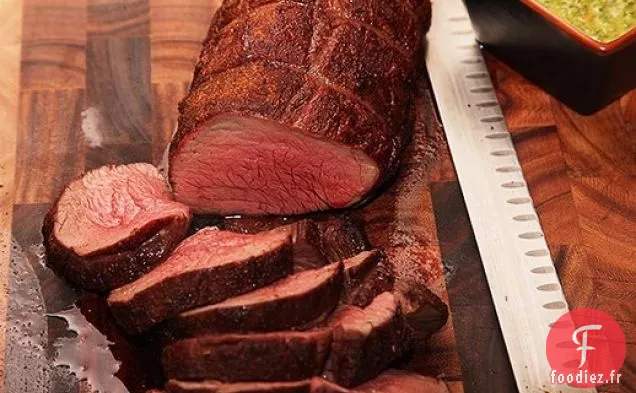 Filet De Bison Frotté À L'Ancho Et Sauce À La Coriandre Épicée