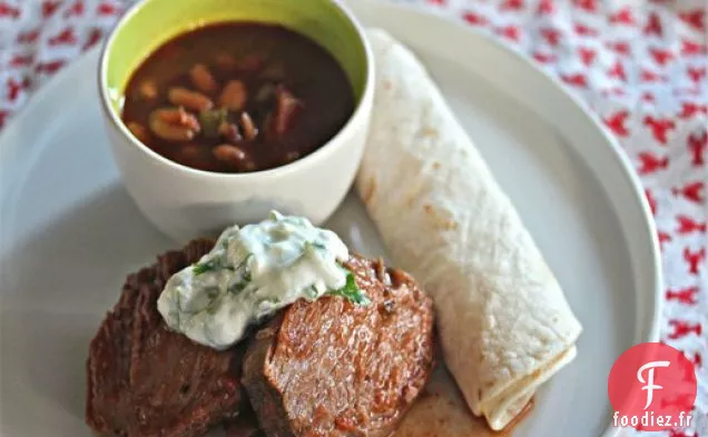 Boeuf Mexicain à la Mijoteuse Avec Crème au Citron Vert et Haricots Pinto