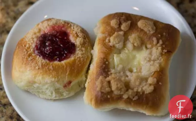 Kolaches À La Pâte À La Crème Sure