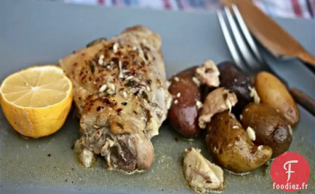 Poulet Mijoté Avec 40 Gousses d'ail et Pommes de terre Fingerling