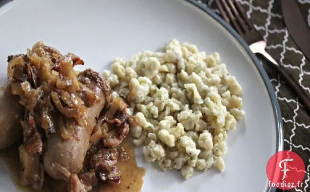 Marmots Poêlés Avec Spaetzle de Persil et Moutarde, Bacon et Compote de Pommes