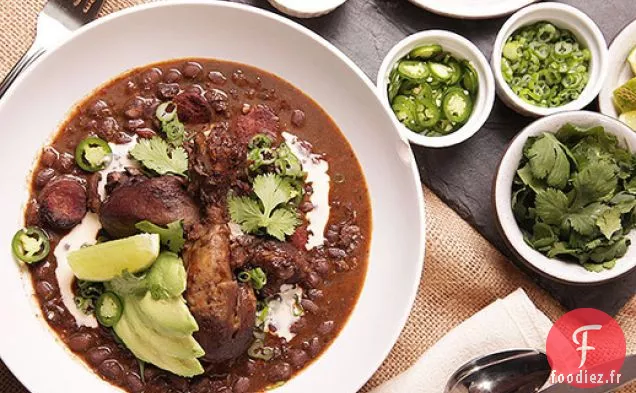 Soupe de Haricots Noirs Au Chorizo et Poulet Braisé