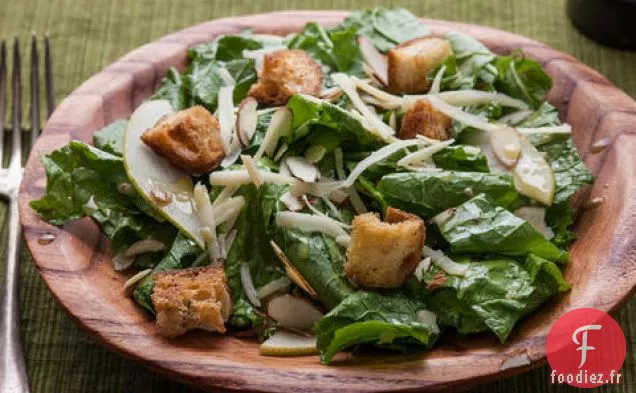 Salade de Feuilles de Moutarde avec Vinaigrette aux Anchois