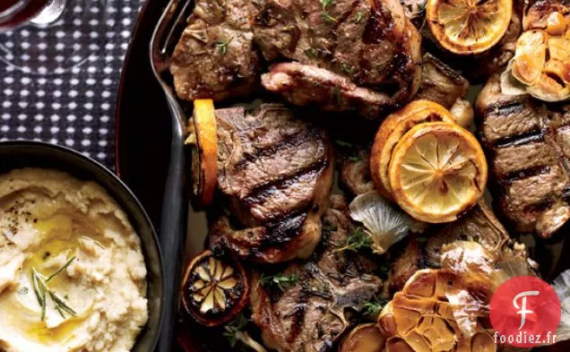 Côtelettes d'Agneau Grillées à l'Ail Rôti