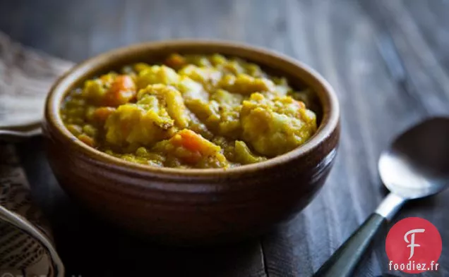 Soupe de Pois Cassés au Curry et au Chou-Fleur