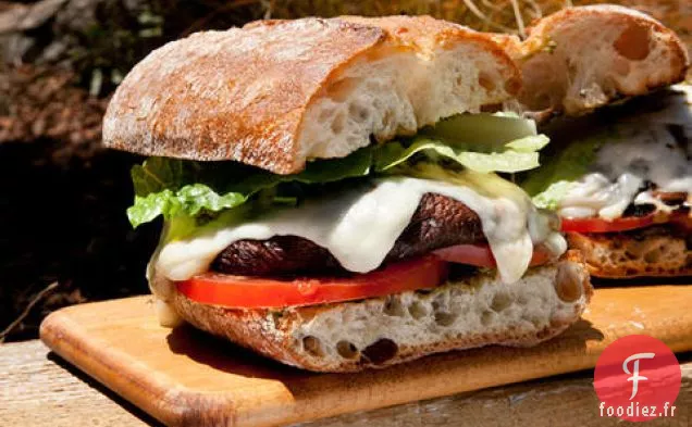 Burger de Portobello Mariné à deux étages