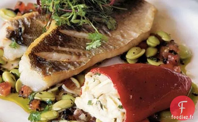 Truite mouchetée avec Piquillos farcis au Crabe, Edamame et Vinaigrette à la truffe