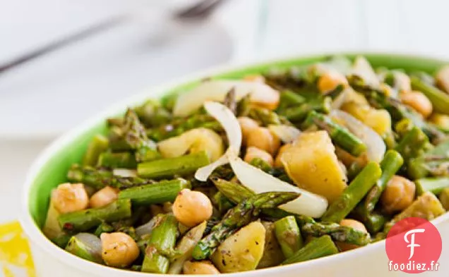 Salade d'Asperges Rôties aux Pois Chiches et Pommes de Terre