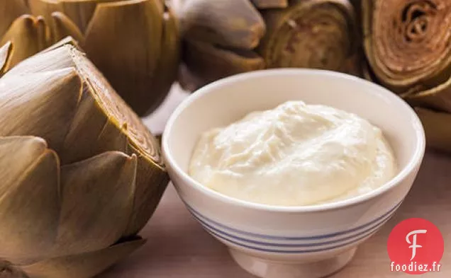 Artichauts Cuits à la vapeur avec Aïoli à l'Ail Vert