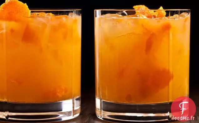 Kumquat Caipirinha