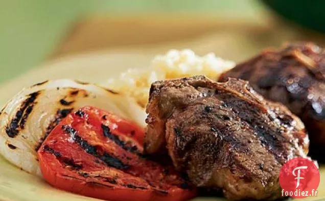 Côtelettes d'Agneau grillées à la Tomate et à l'Oignon