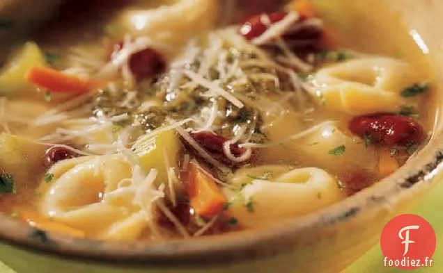 Soupe Tortellini, Haricots et Pesto