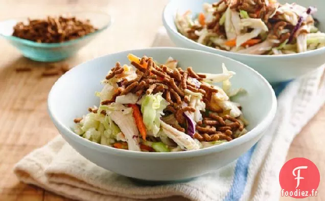 Salade de Poulet Asiatique Garnie de Céréales Fiber One®