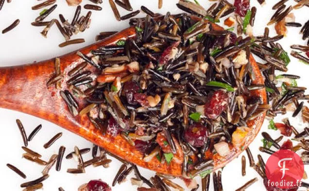 Salade de Riz Sauvage, Pacanes et Canneberges