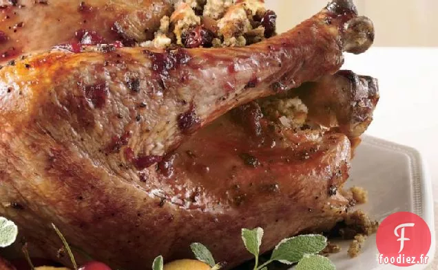 Dinde Glacée aux Cerises avec Farce aux Cerises et aux Pommes Séchées