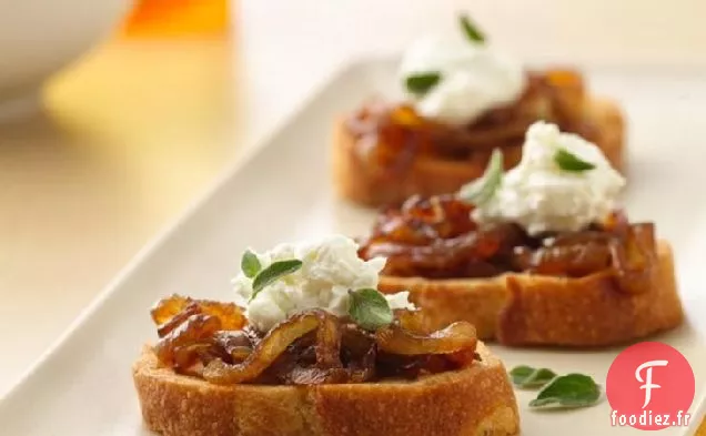 Crostini à l'Oignon et au Fromage de Chèvre Caramélisés