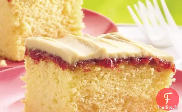 Gâteau à emporter Fourré aux Fraises avec Glaçage à la Cassonade