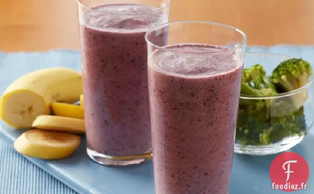 Smoothies au Brocoli, à la Banane Et aux Myrtilles