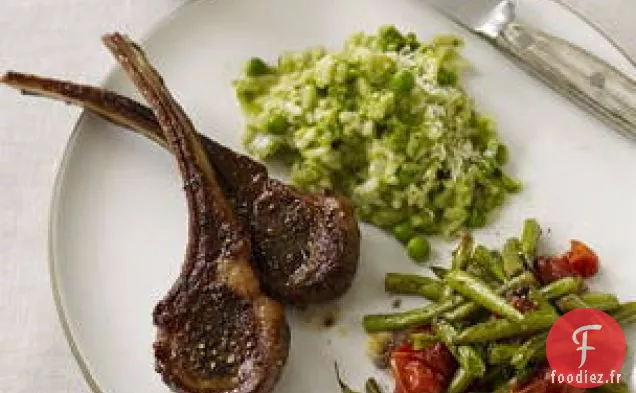 Côtelettes D'Agneau Aux Légumes Rôtis Et Risotto Aux Pois De Printemps