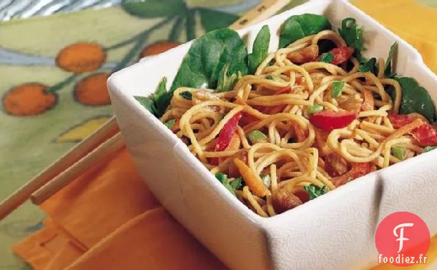 Salade de Nouilles aux Arachides