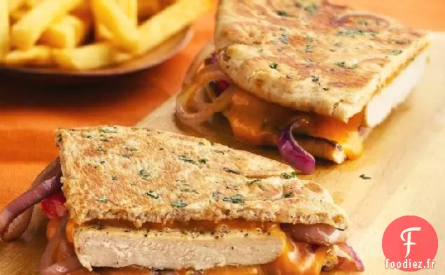 Panini au Poulet aux Herbes et au Fromage