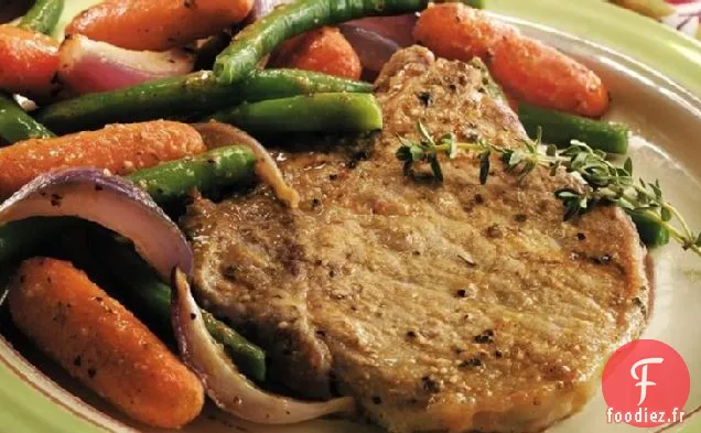Côtelettes et Légumes de Porc Rôtis au Four