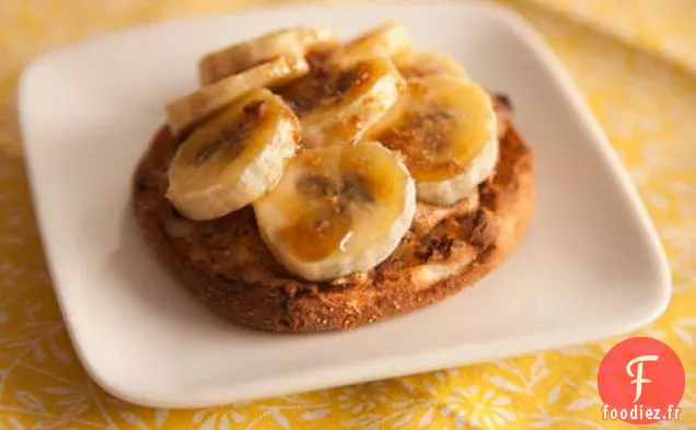 Muffin Anglais à la Banane Brûlée et au Beurre d'Arachide