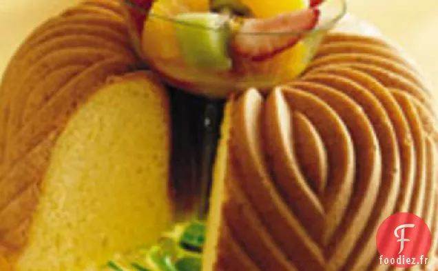 Gâteau au Fromage à la Crème avec Salsa aux Fruits Impertinente