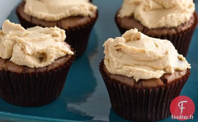 Cupcakes au Brownie avec Glaçage au Beurre d'Arachide