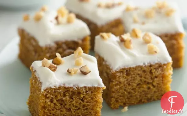 Barres à la Citrouille et aux Épices avec Glaçage au Fromage à la Crème