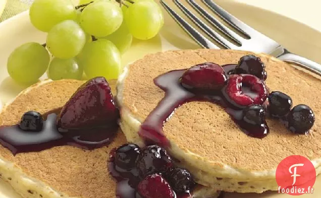 Crêpes à l'avoine Faciles avec Garniture de Baies Mélangées