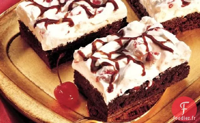 Dessert Brownie aux Cerises Et Au Chocolat