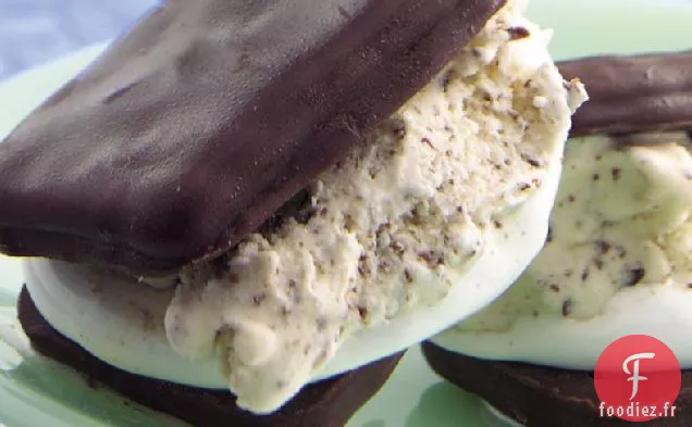Sandwichs Glacés aux Pépites de Chocolat S'mores
