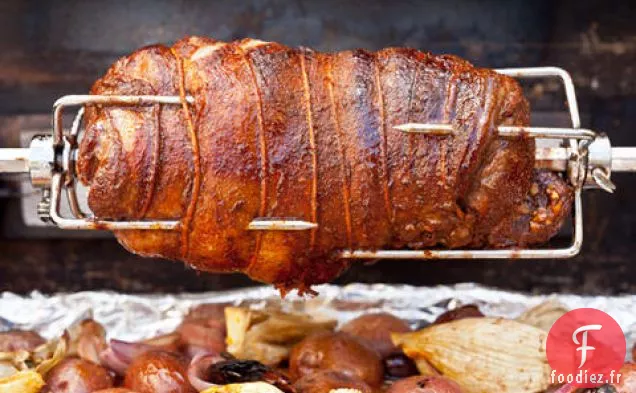 Gigot d'Agneau Rôti Méditerranéen avec Pommes de Terre, Fenouil et Olives