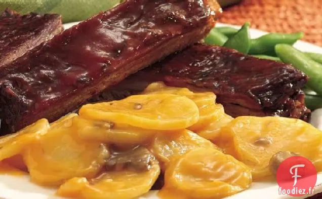 Pommes de Terre Crémeuses à l'Ail et au Parmesan à la Mijoteuse