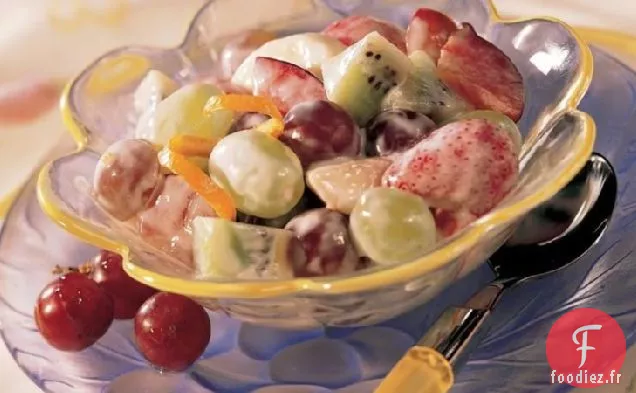 Salade de Fruits à la Crème Sure et au Miel
