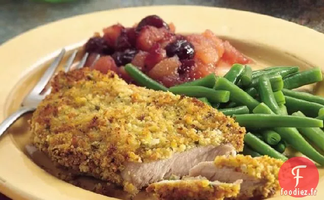 Côtelettes de Porc Frites au Four avec Compote de Pommes aux Canneberges