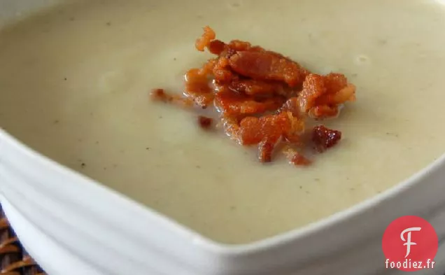 Soupe de Chou-Fleur et Poireaux au Bacon Croustillant