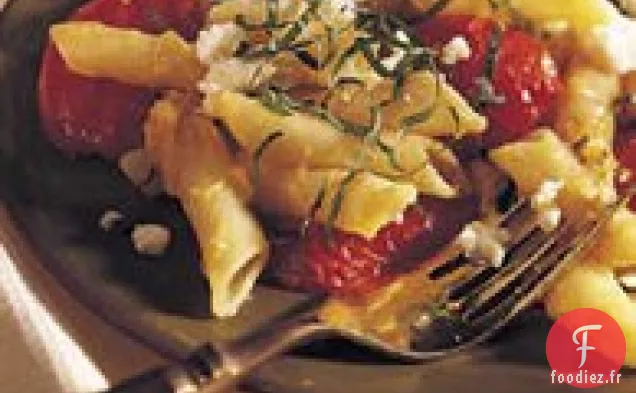 Mostaccioli à l'Ail Rôti et à la Tomate