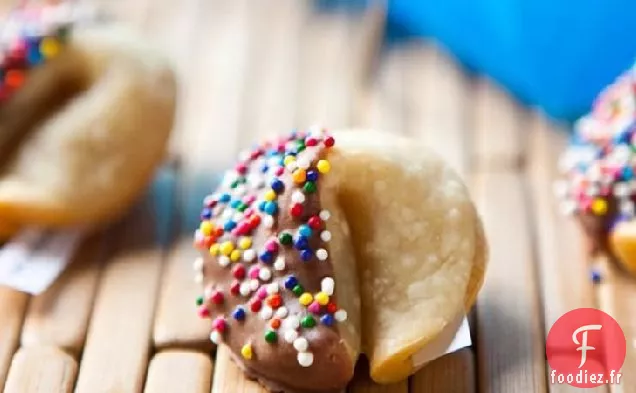 Biscuits de Fortune Trempés au Chocolat avec des Pépites