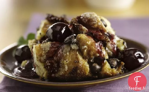 Pouding au Pain Croissant Au Chocolat Et aux Cerises