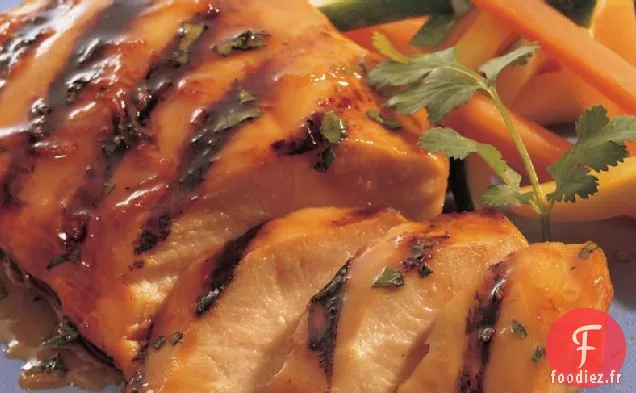 Poitrines de Poulet Glacées aux Pommes et au Gingembre Grillées